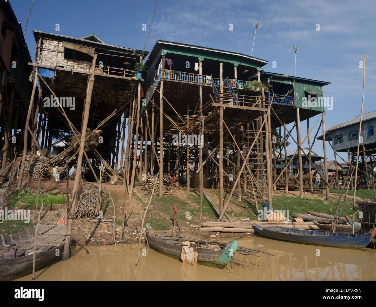 Kompong Pluk aldea flotante cerca de Siem Reap, Camboya Foto de stock