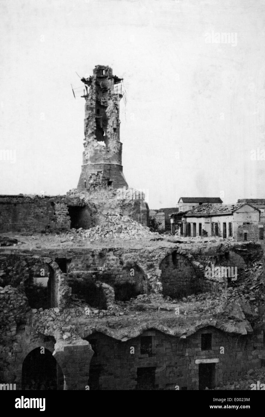 Minarete destruido en Gaza, 1918 Foto de stock