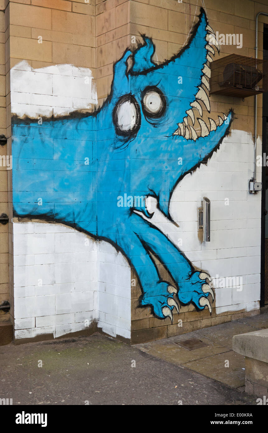 Signo BrewDog pintado en la pared de la BrewDog pub en Cowgate zona del casco viejo de Edimburgo. Foto de stock