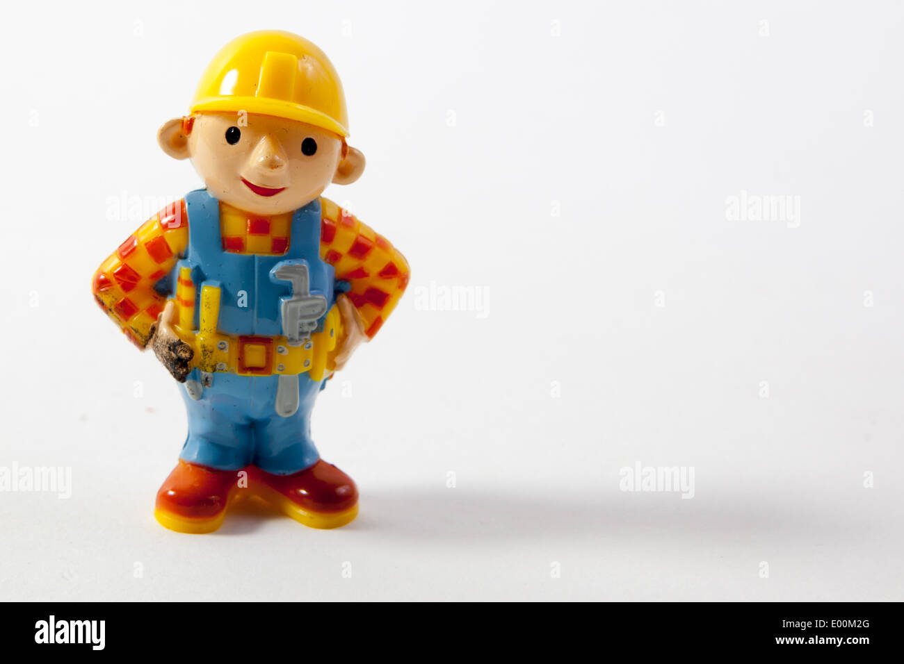 Juguetes sobre un fondo blanco. Bob el Constructor personaje de dibujos  animados Fotografía de stock - Alamy