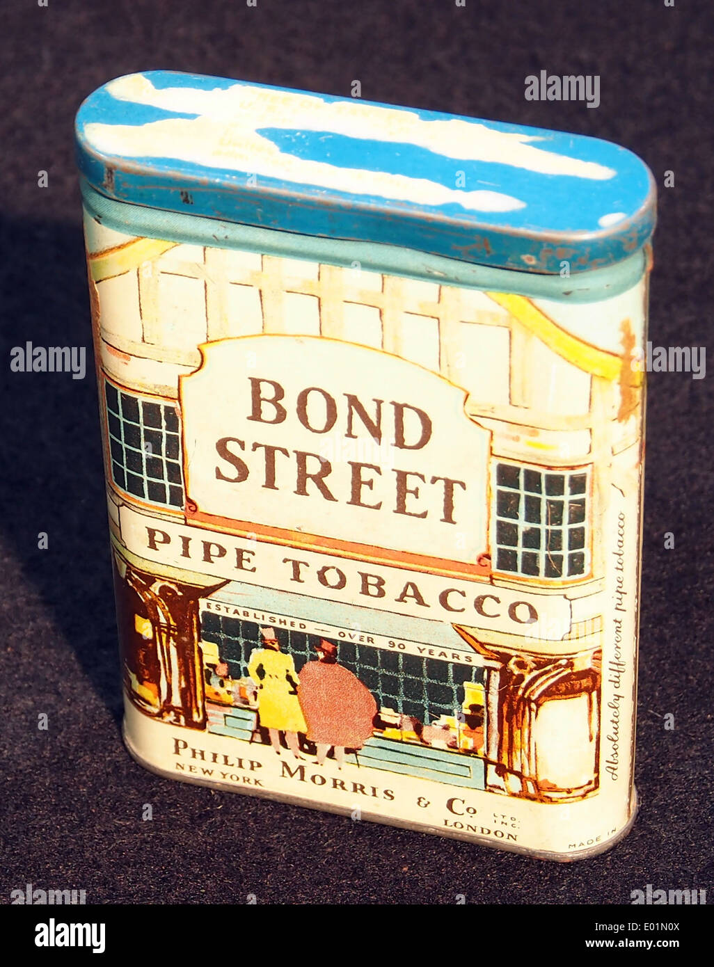 Bond Street el tabaco de pipa, estaño Fotografía de stock - Alamy