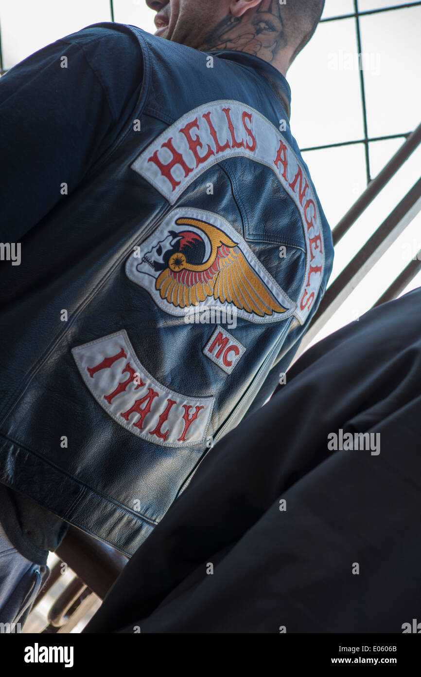 Hells angels jacket fotografías e imágenes de alta resolución - Alamy