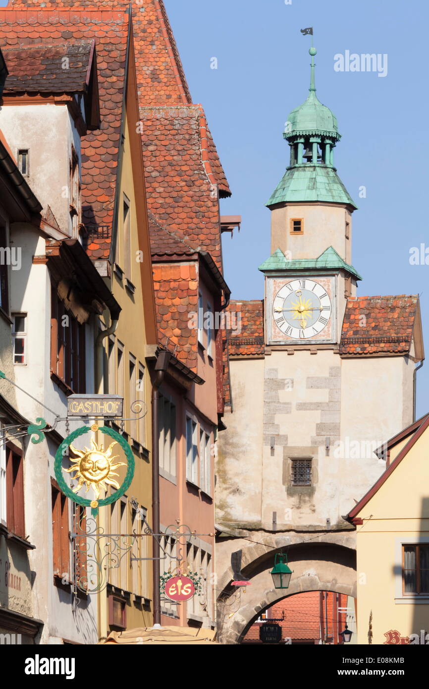 Arco y Roderbogen Markusturm Torre, Rothenburg ob der Tauber, la Ruta Romántica (Romantische Strasse), Franconia, Baviera, Alemania, Europa Foto de stock
