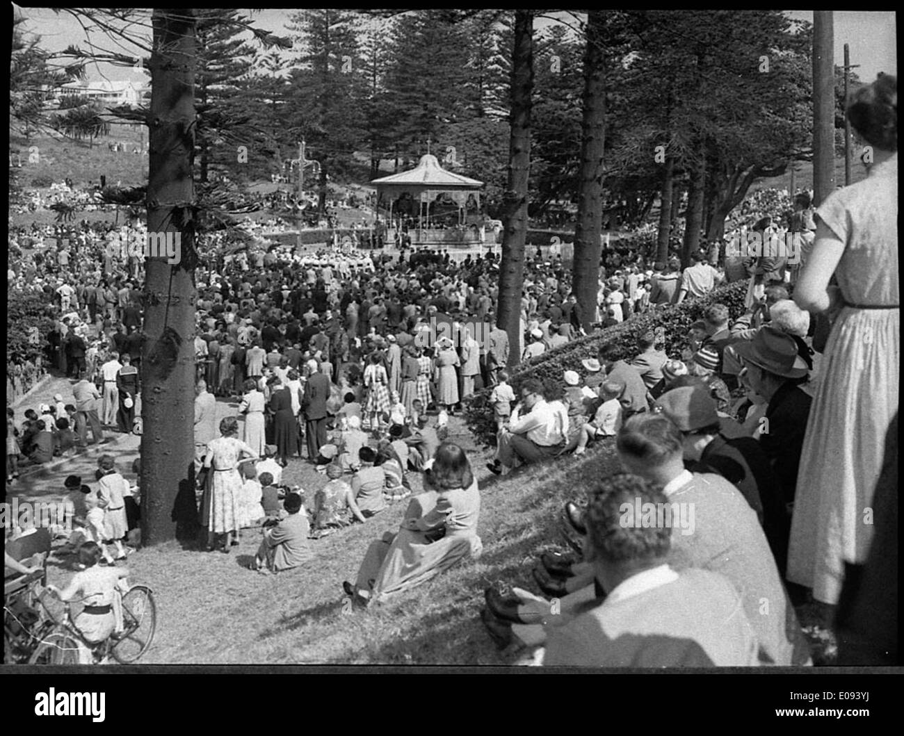 El Día Anzac servicio, King Edward Park, 25 de abril de 1955 Foto de stock