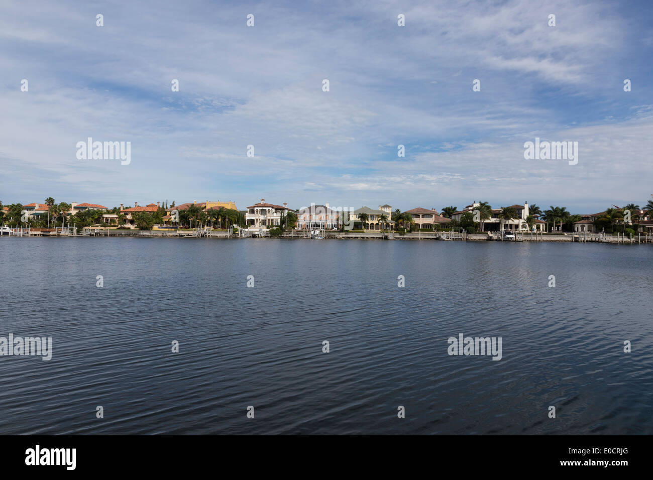 Harbour Island desde Davis islas en el canal de Seddon, Tampa, Florida, EE.UU. Foto de stock