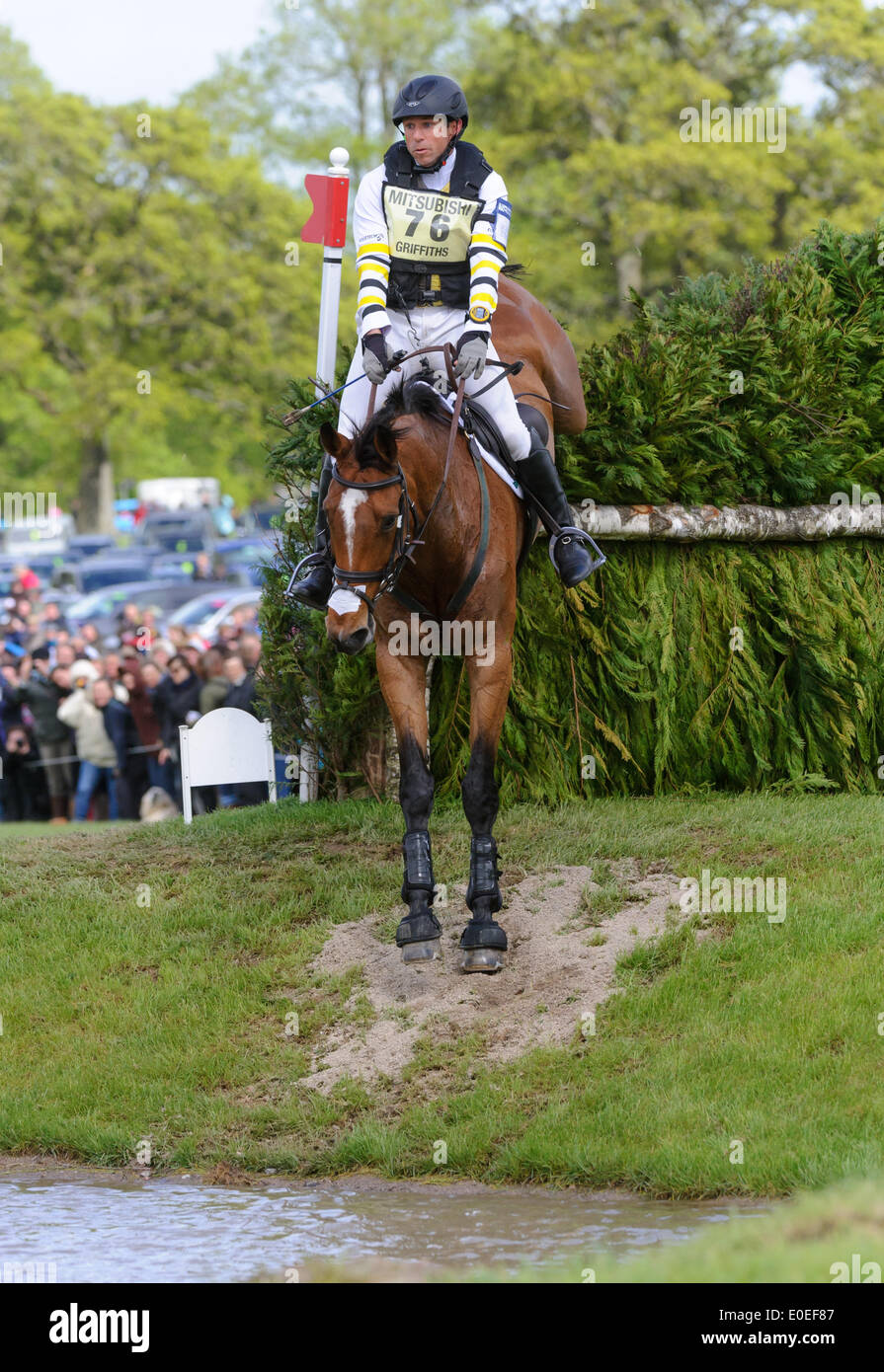 Badminton House, Gloucestershire, el 10 de mayo de 2014. Sam Griffiths y PAULANK BROCKAGH - fase de Cross Country, Mitsubishi Motors Badminton Horse Trials. Crédito: Nico Morgan/Alamy Live News Foto de stock