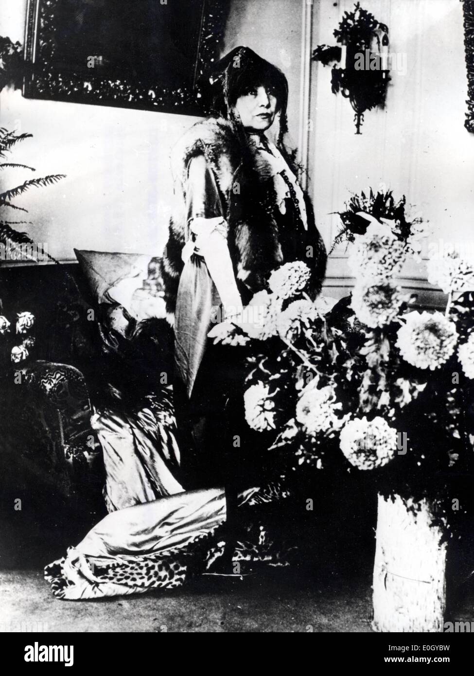 Retrato de la actriz francesa Sarah Bernhardt en París, Francia Foto de stock