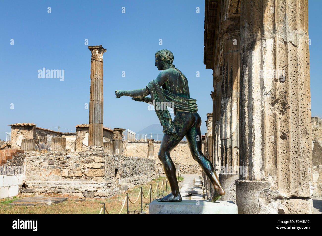 Templo de Apolo, la histórica ciudad de Pompeya en el Golfo de Nápoles, Campania, Italia, Europa Foto de stock