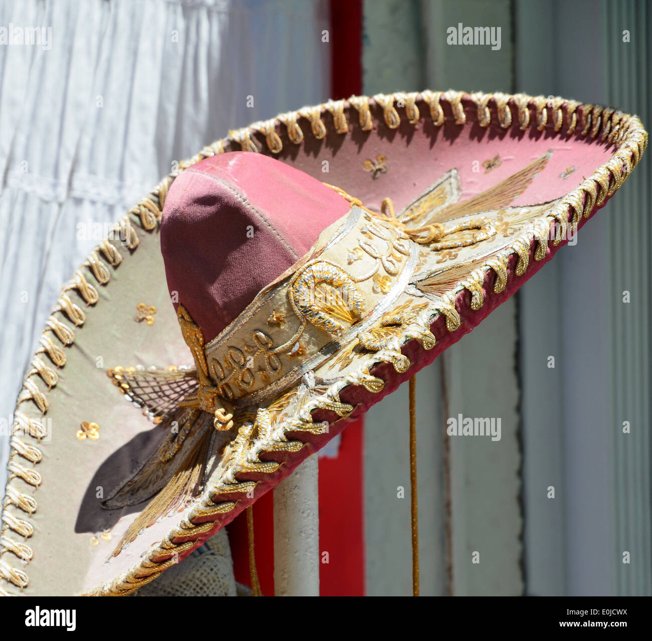 Tradicional Sombrero Mexicano Fotografía de stock - Alamy
