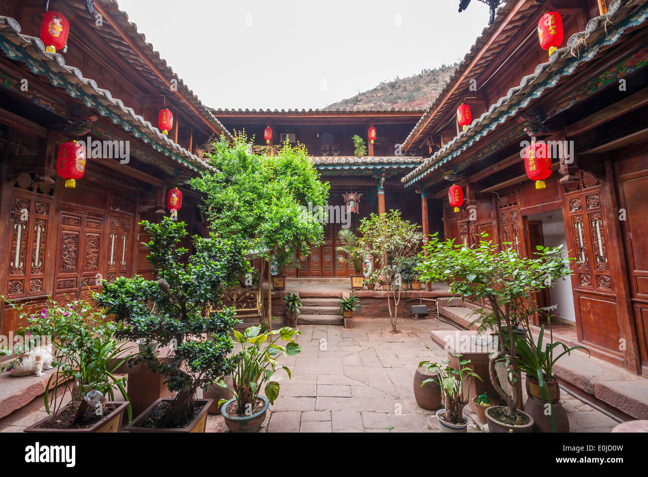 Wu patio familiar en heijing Antigua ciudad en Yunnan, China Foto de stock