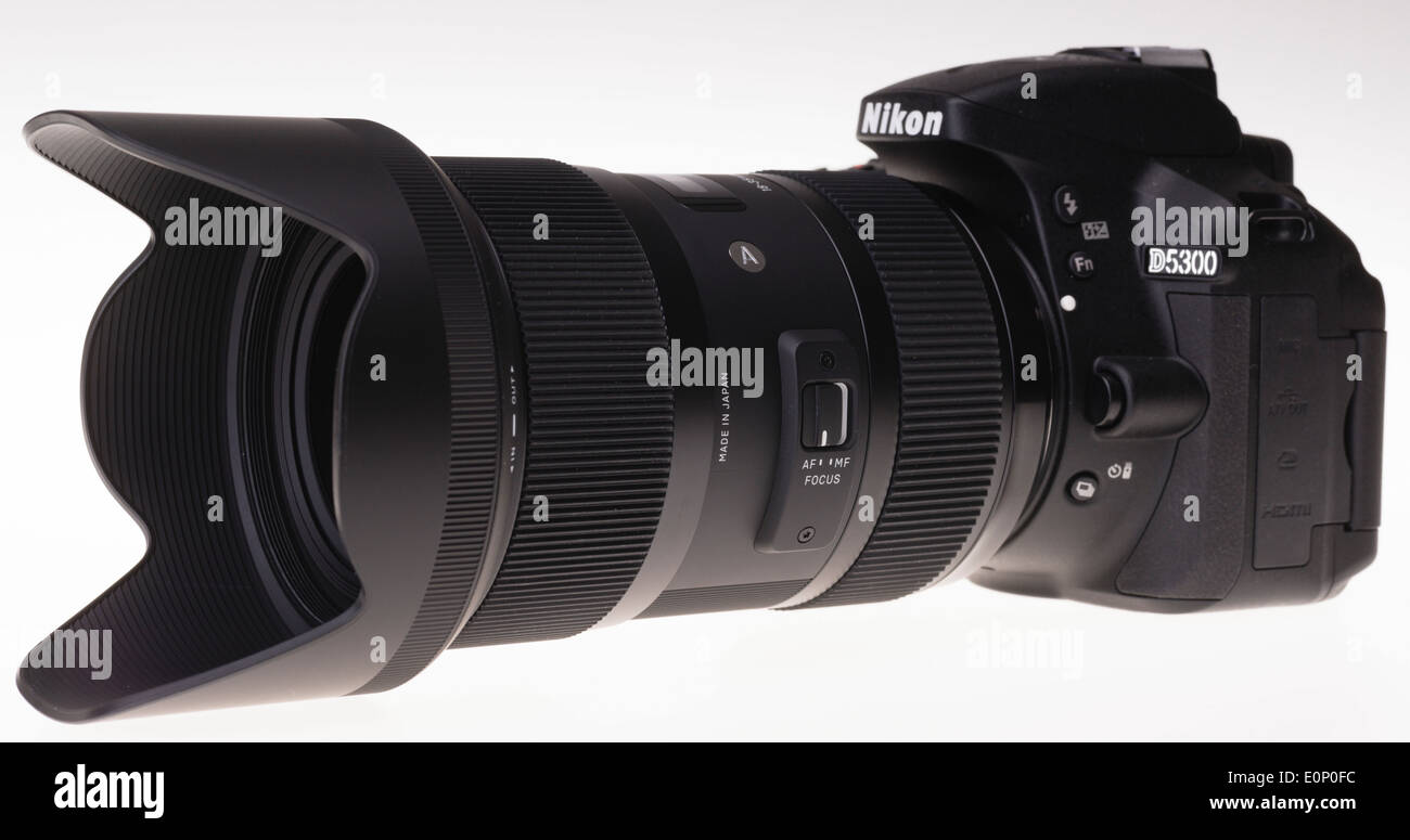 Sigma 18-35mm f/1.8 lente de zoom de gran angular rápido Foto de stock