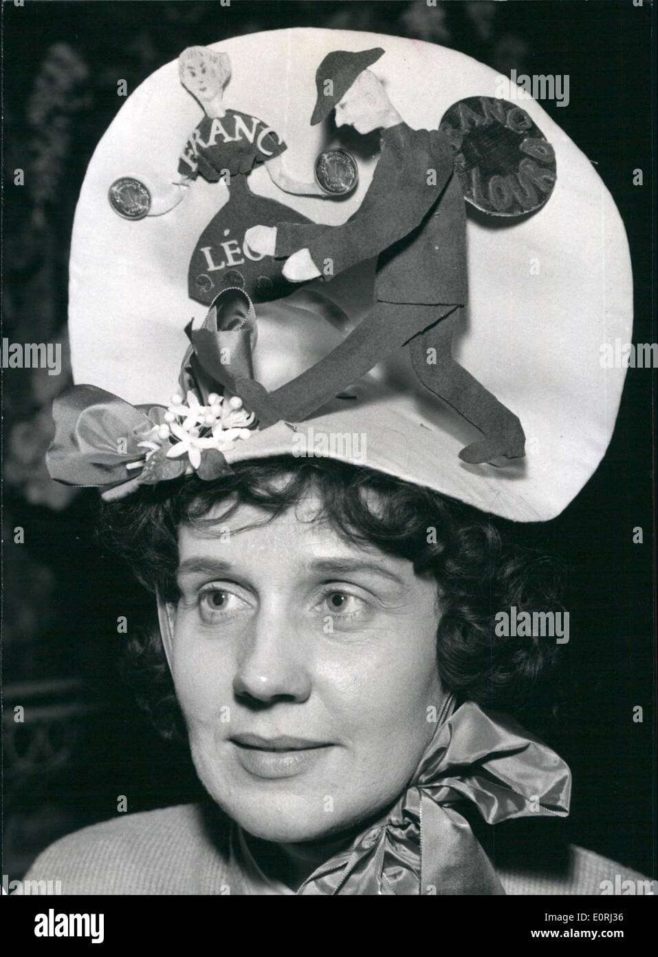 Nov 11, 1959 - Catherinettes prepárese sus sombreros extravagantes: En  preparación para el día de santa Catalina, Patrona de las muchachas  solteras 25, París ''Midinettes'' (las niñas que trabajan en talleres de