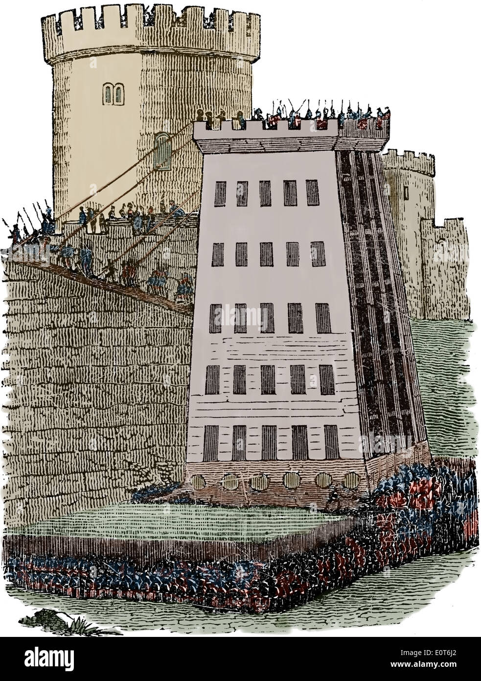 Motor de asedio. Torre móvil. La antigua Grecia. Grabado del siglo XIX. Posteriormente coloración. Foto de stock