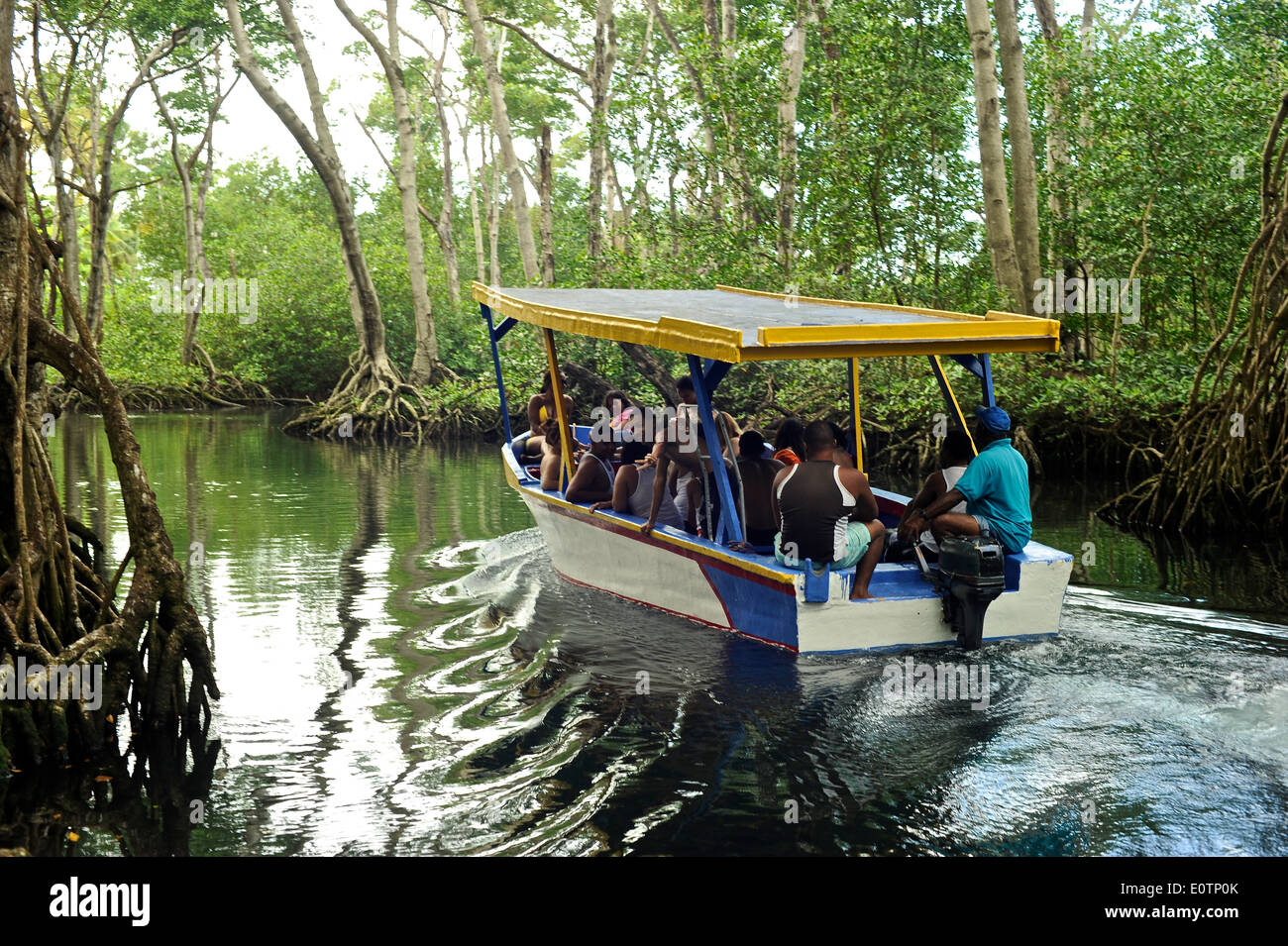 La Laguna Gri-Gri, cerca de la aldea de pescadores de Río San Juan. Foto de stock