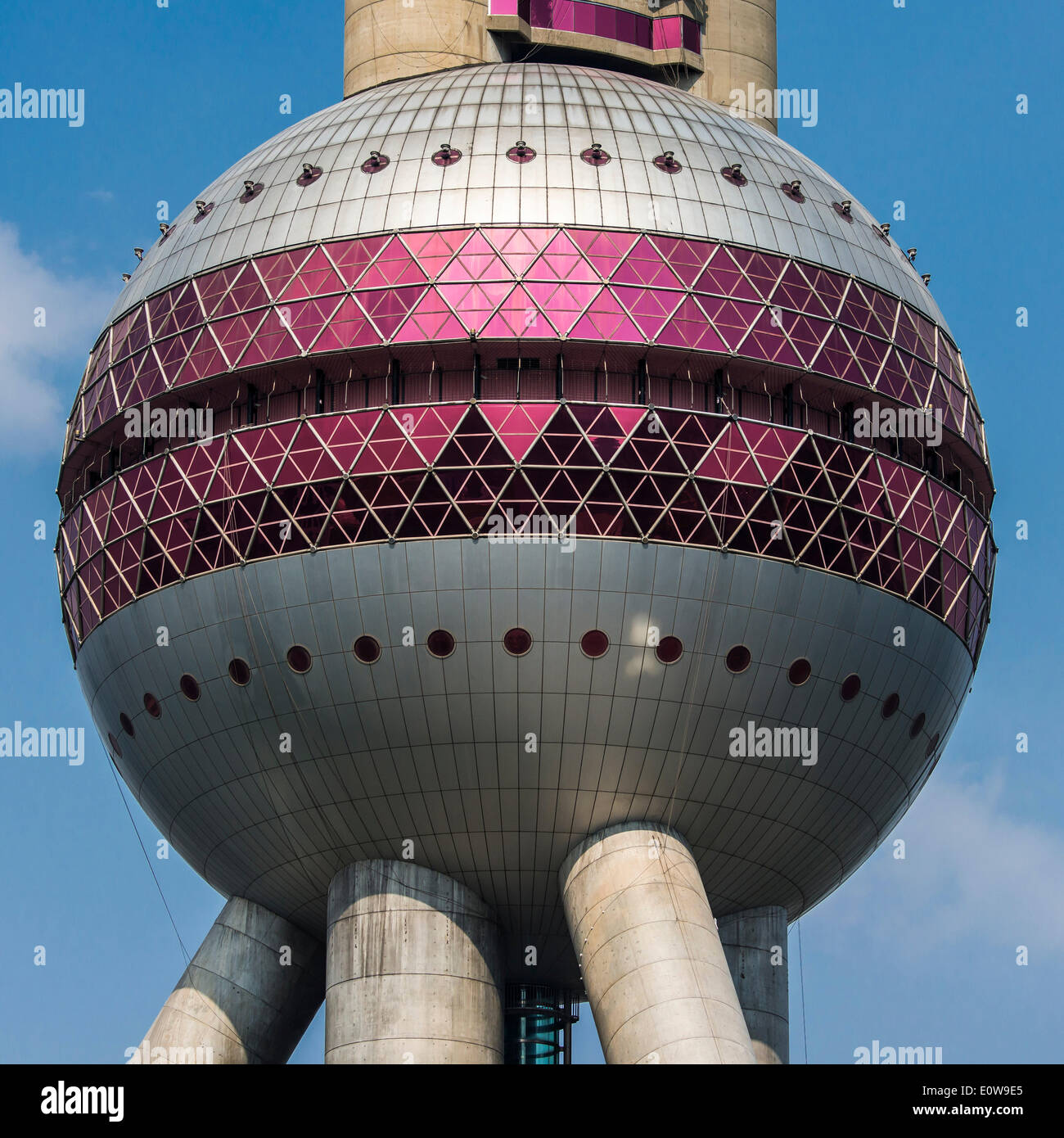 La Oriental Pearl Tower, Shanghai, China Foto de stock