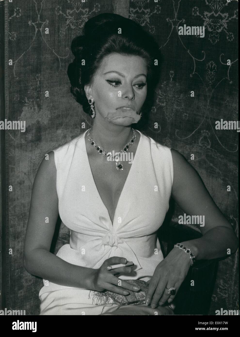 Diciembre 12, 1964 - Gala de la Ópera anoche o la película "matrimonio  estilo italiano'' co-estrella anillo de dos estrellas italianas más  famosas: Sophia Loren y Marcello Mastroianni y dirigida por Vittorio