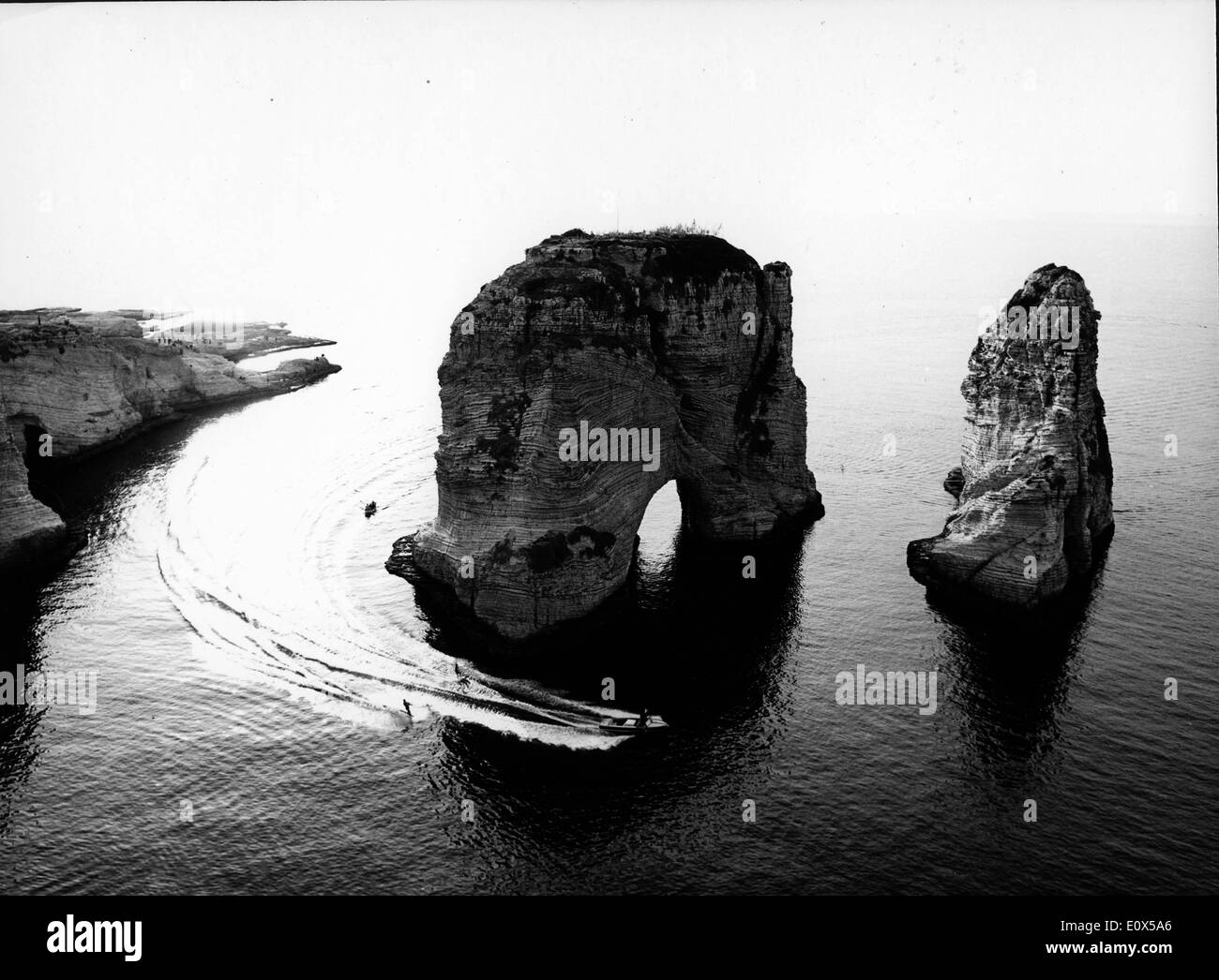 Las pequeñas islas de la costa del Líbano Foto de stock