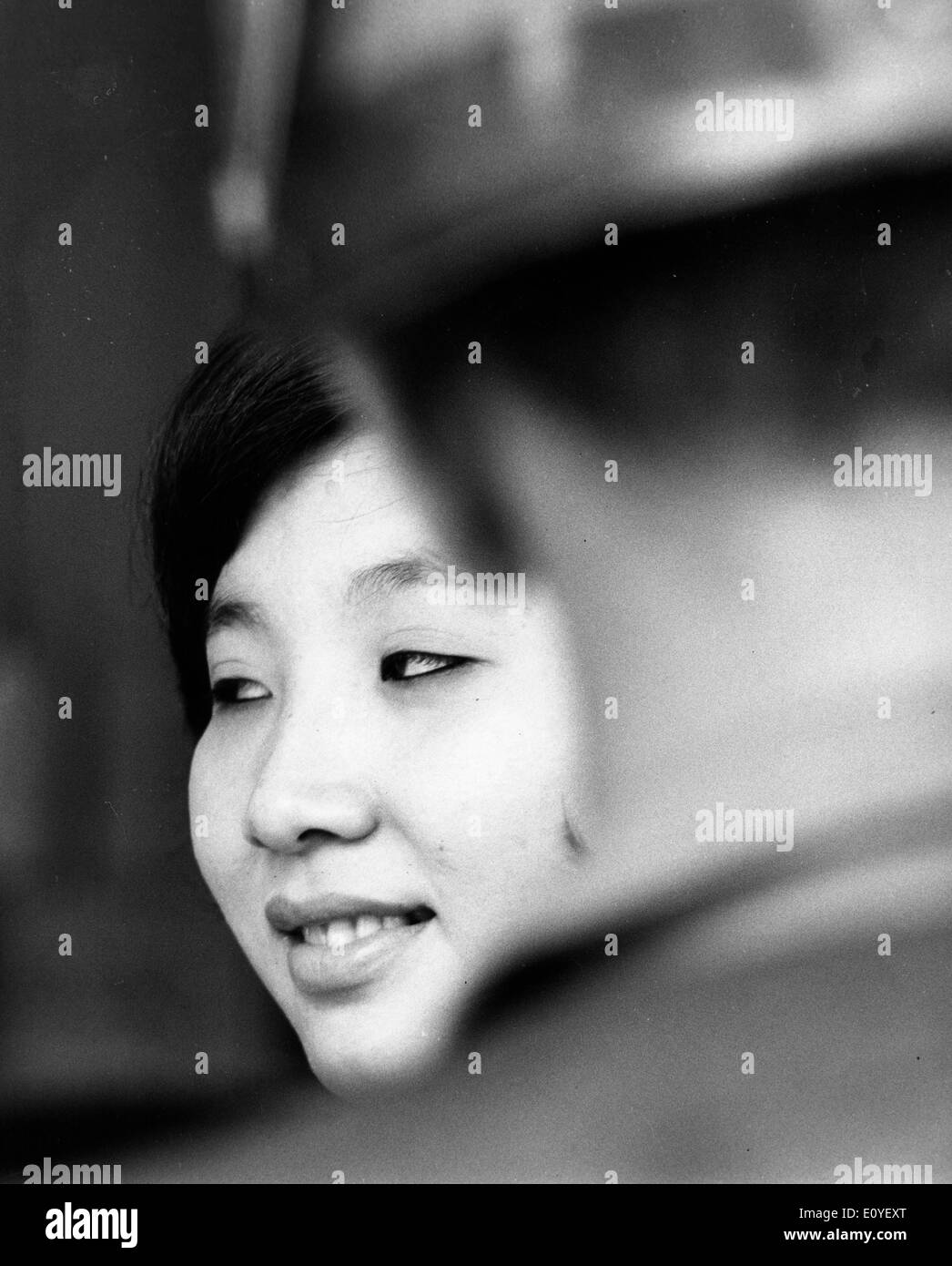 Vietnam devastado por la guerra fotografías e imágenes de alta