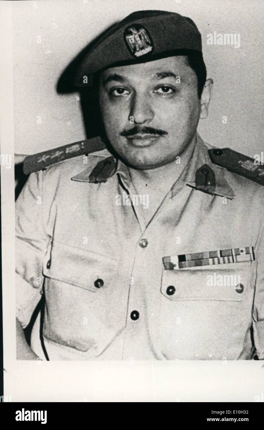 Nov 11, 1972 - El coronel ez eddin riad que representa el abogado de la acusación en el juicio militar. Foto de stock