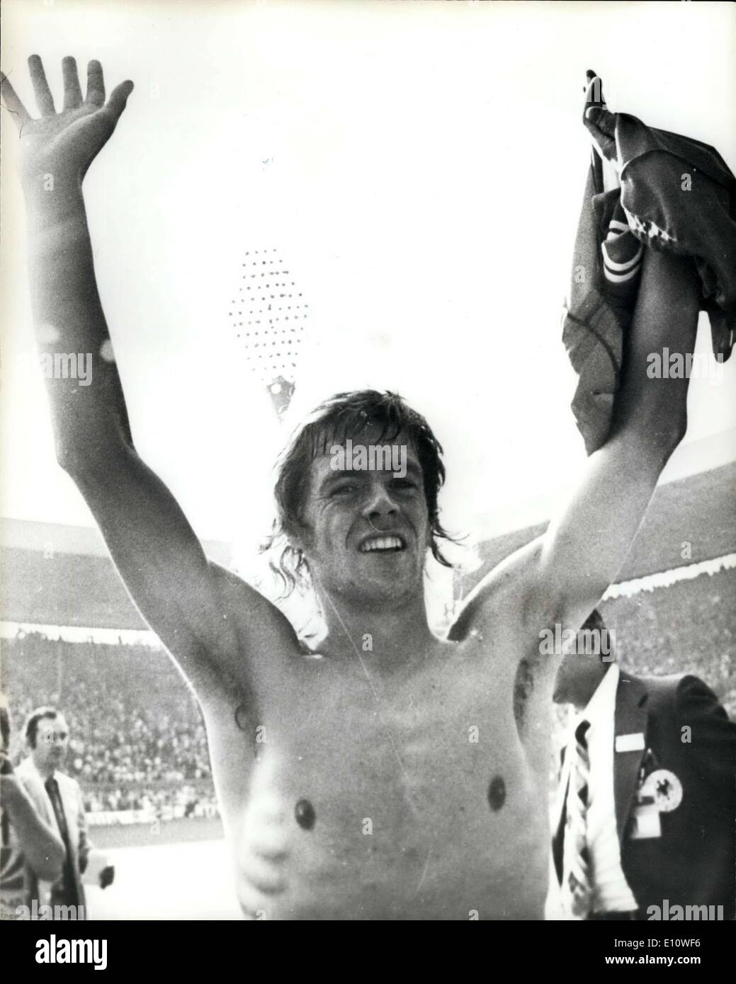 Jul 01, 1974 - Copa del Mundo. Holland Beat E. Alemania 2-0. La cara de la victoria. Un encantado Johnny Rep foto después de ayudar a su equipo a batir Holanda Alemania Oriental en su partido de la copa del mundo - que Holanda ganó 2-0 Foto de stock