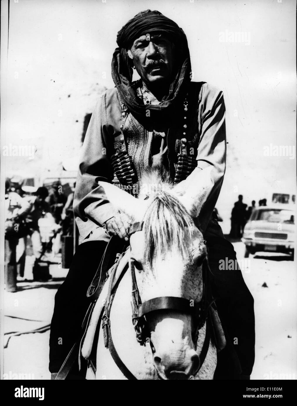 Mayo 17, 1977; París, Francia; el oscarizado actor Anthony Quinn (1915-2001), en una escena de la película,'el mensaje". Im Foto de stock