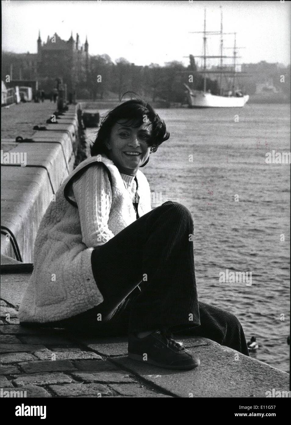11 Nov, 1977 - Daniele Delorme, la actriz francesa que cuando empezó su carrera en la película ''GIGI'' a finales de los años 40. Ahora, casada con el Director Yves Robert, Mme Delorme ahora es dueña de la compañía de producción de ''Les Films de la Gueville'' Svenskt Pressfoto, Estocolmo 771121. Foto de stock