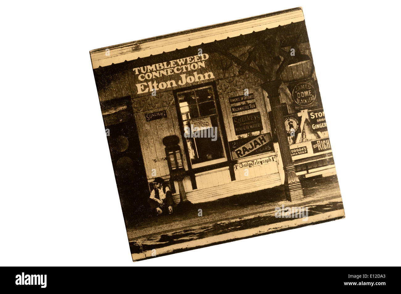 Tumbleweed Connection en 1970, el tercer álbum de la cantante / compositor inglés Elton John, se basa en temas de country y western. Foto de stock