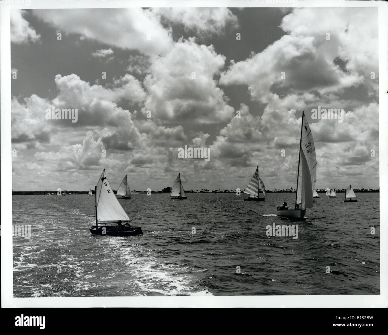 El 26 de febrero de 2012 - El Día del Trabajo, fiestas resaltar Florida's calendario de eventos para el mes de septiembre, y la regata en Sarasota Foto de stock