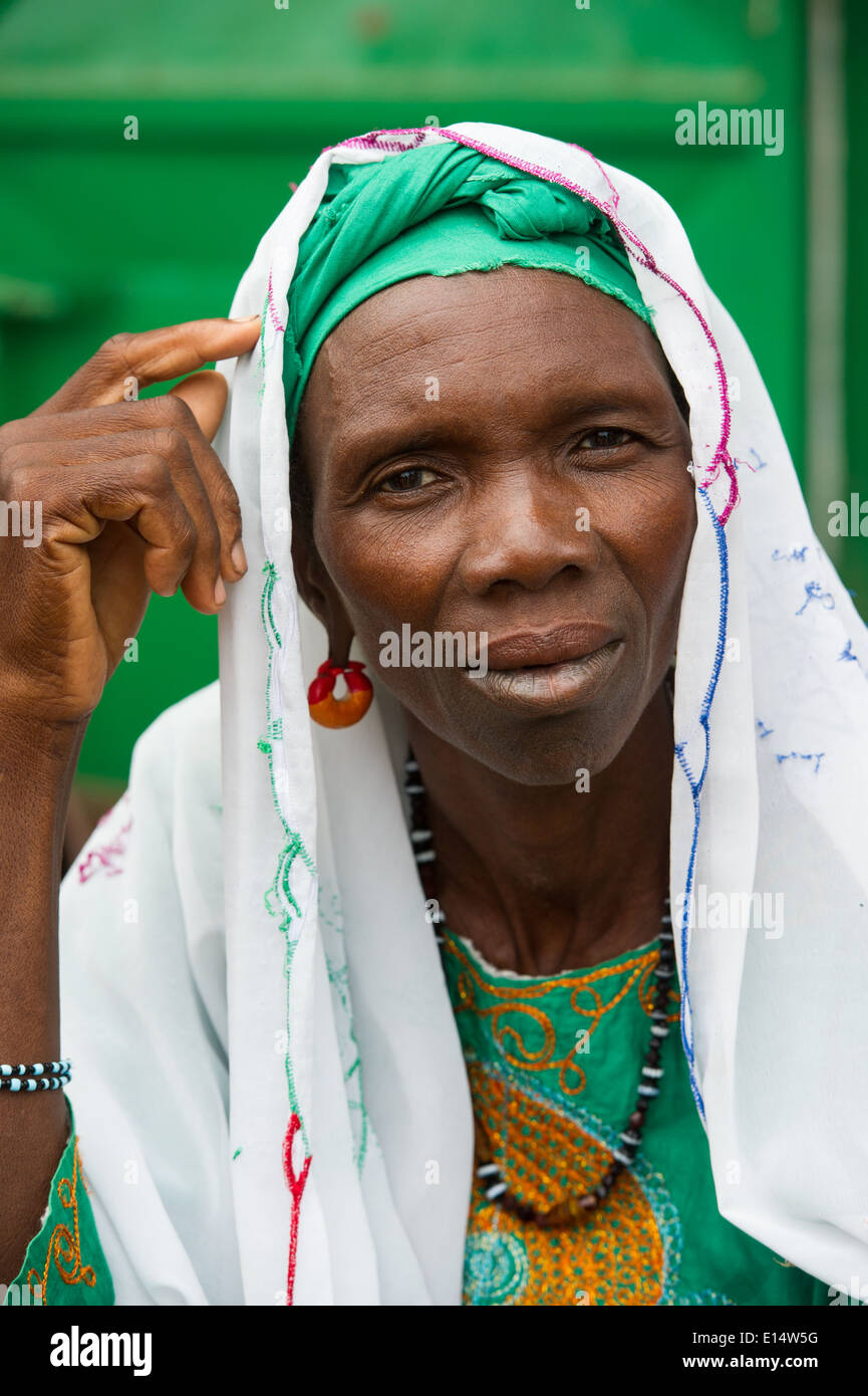Mujer fula, Gambia Foto de stock