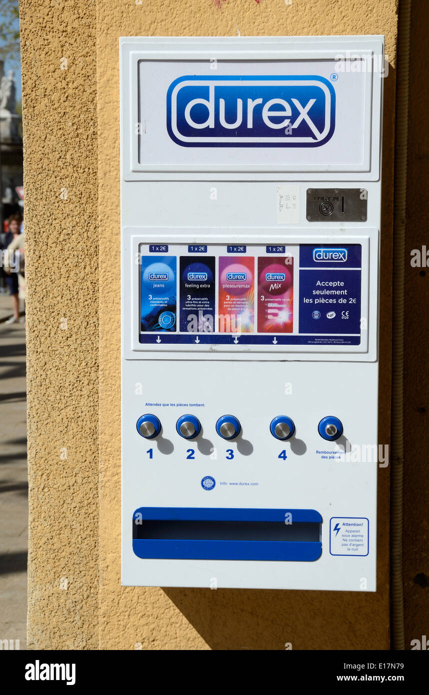 Máquinas expendedoras de preservativos Durex Fotografía de stock - Alamy