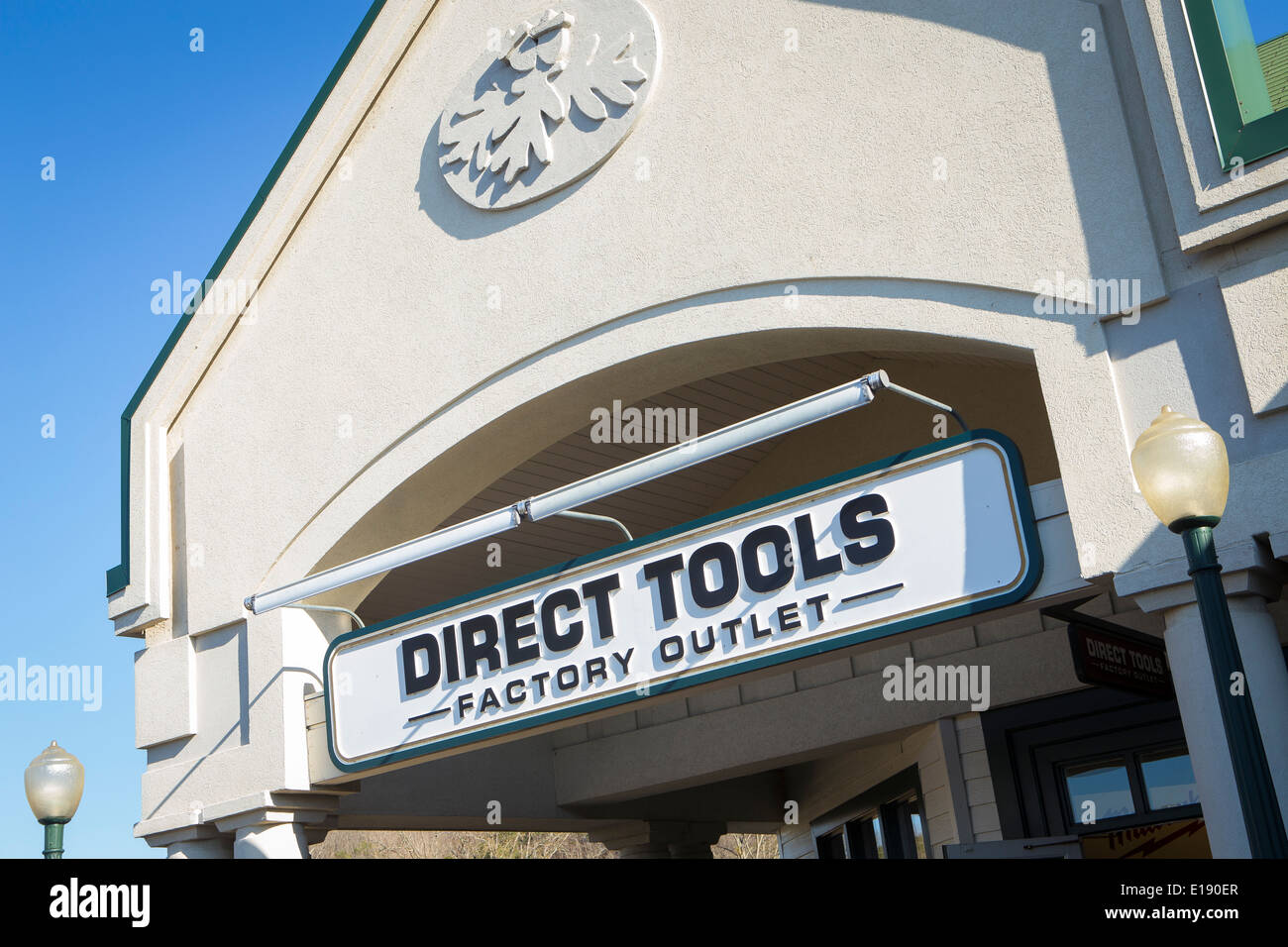 Herramientas directas Factory Outlet es retratada en Tanger Outlets en  Sevierville, Tennessee Fotografía de stock - Alamy