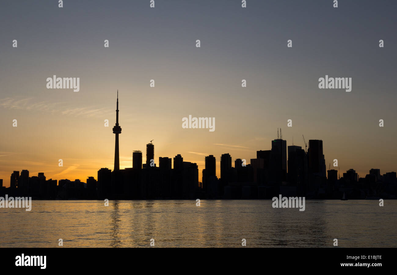 Sunet una silueta de Toronto con espacio de copia Foto de stock