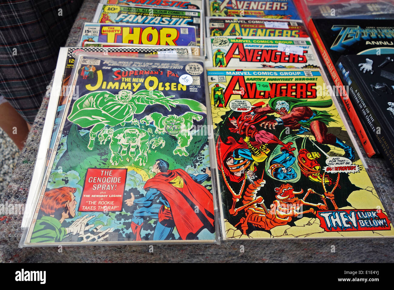Marvel Comics para la venta en un mercado Foto de stock