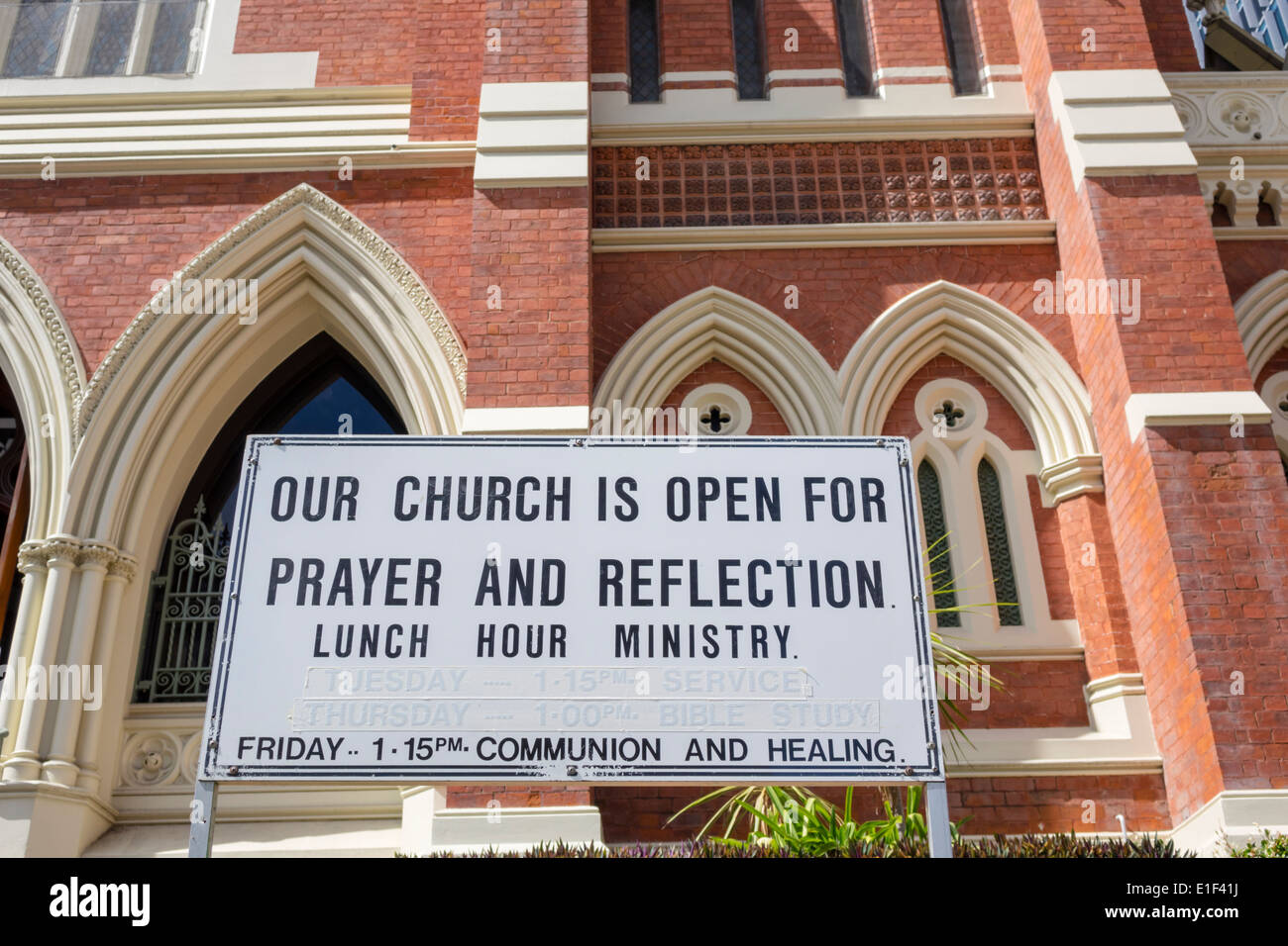 Brisbane Australia,Albert Street Congregación,iglesia,Iglesia Unida,Cristiano,signo,abierto,oración,reflexión,AU140313100 Foto de stock