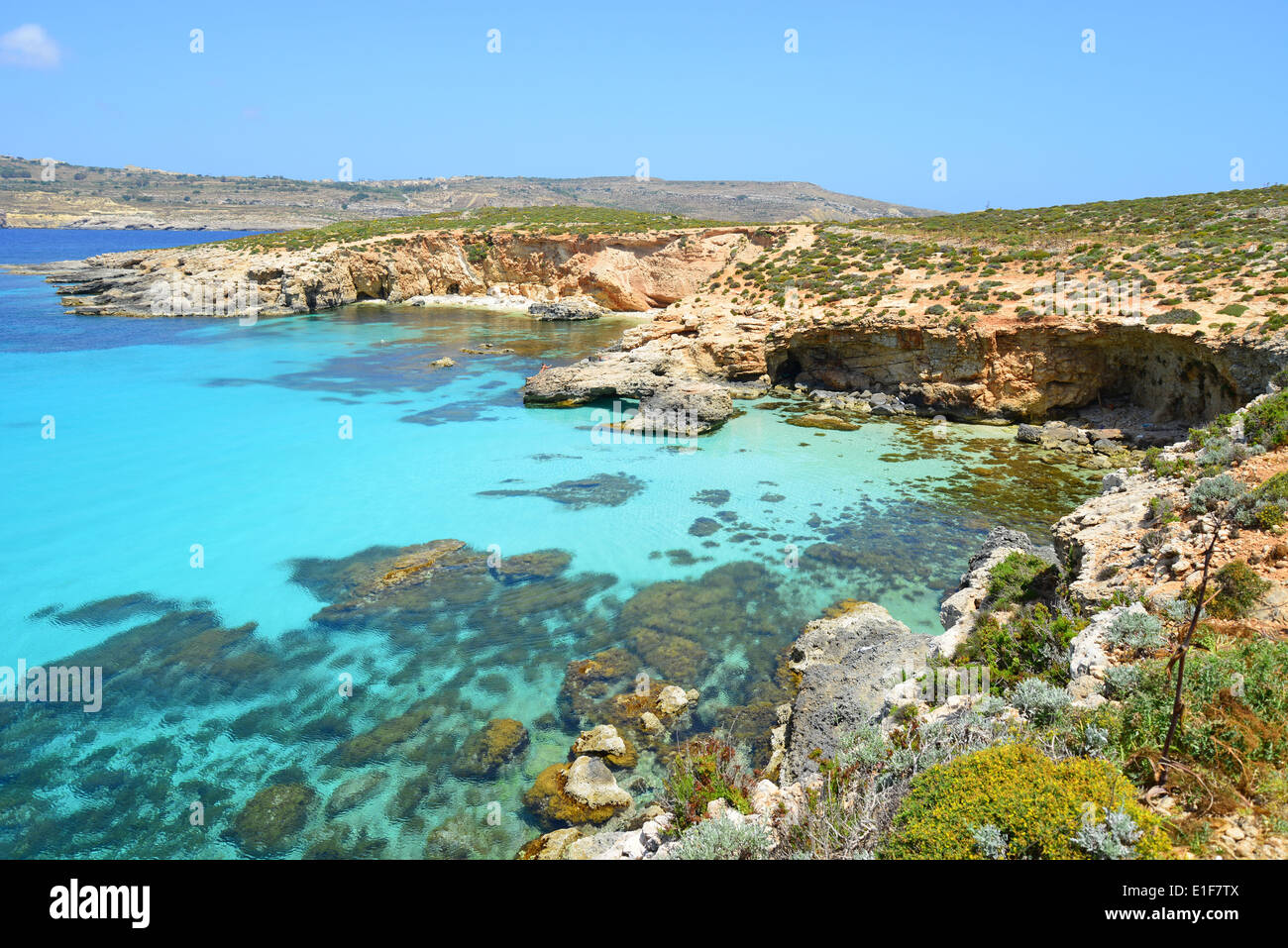 La Laguna Azul de Comino (Kemmuna), Distrito de Gozo y Comino, Gozo, Región, República de Malta Foto de stock