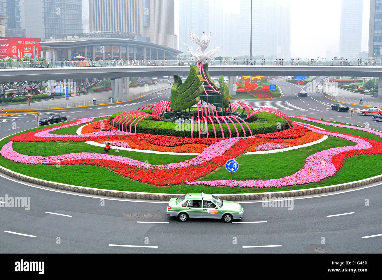 Escena de carretera Pudong Shanghai China Foto de stock