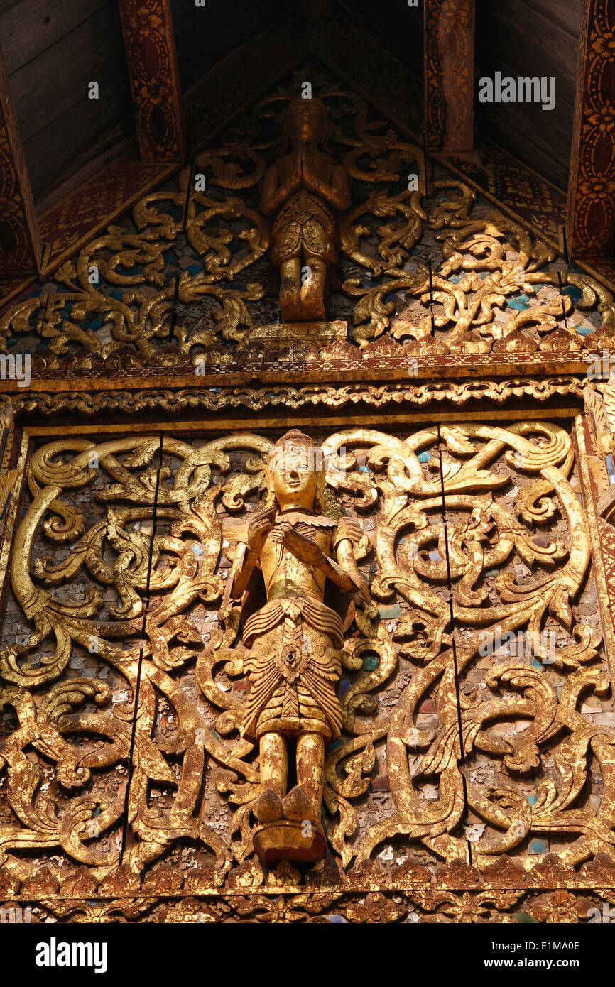 Escultura en Lampang Louang templo Foto de stock