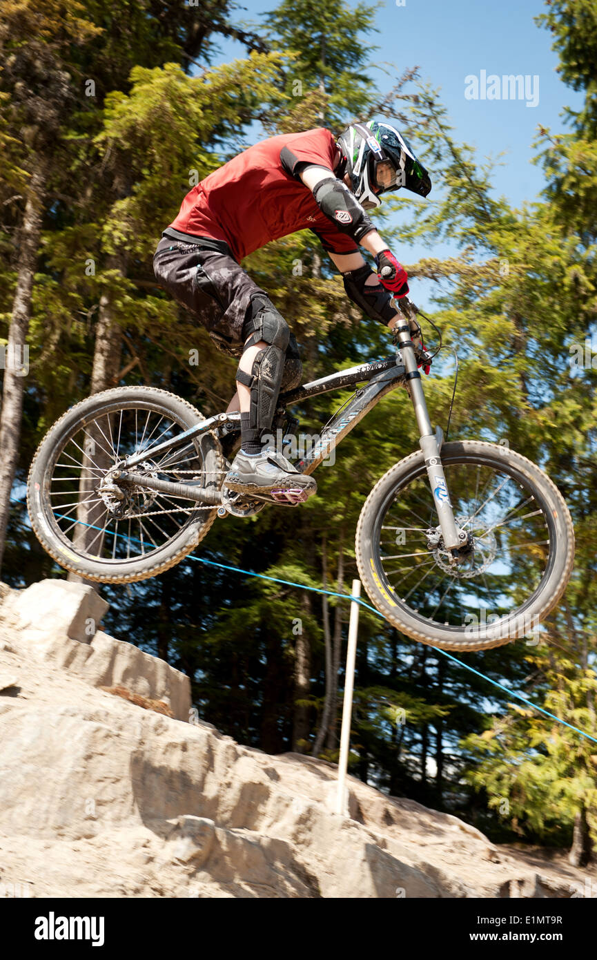 Bike corredores en el Whistler Bike Park. Whistler BC, Canadá Foto de stock