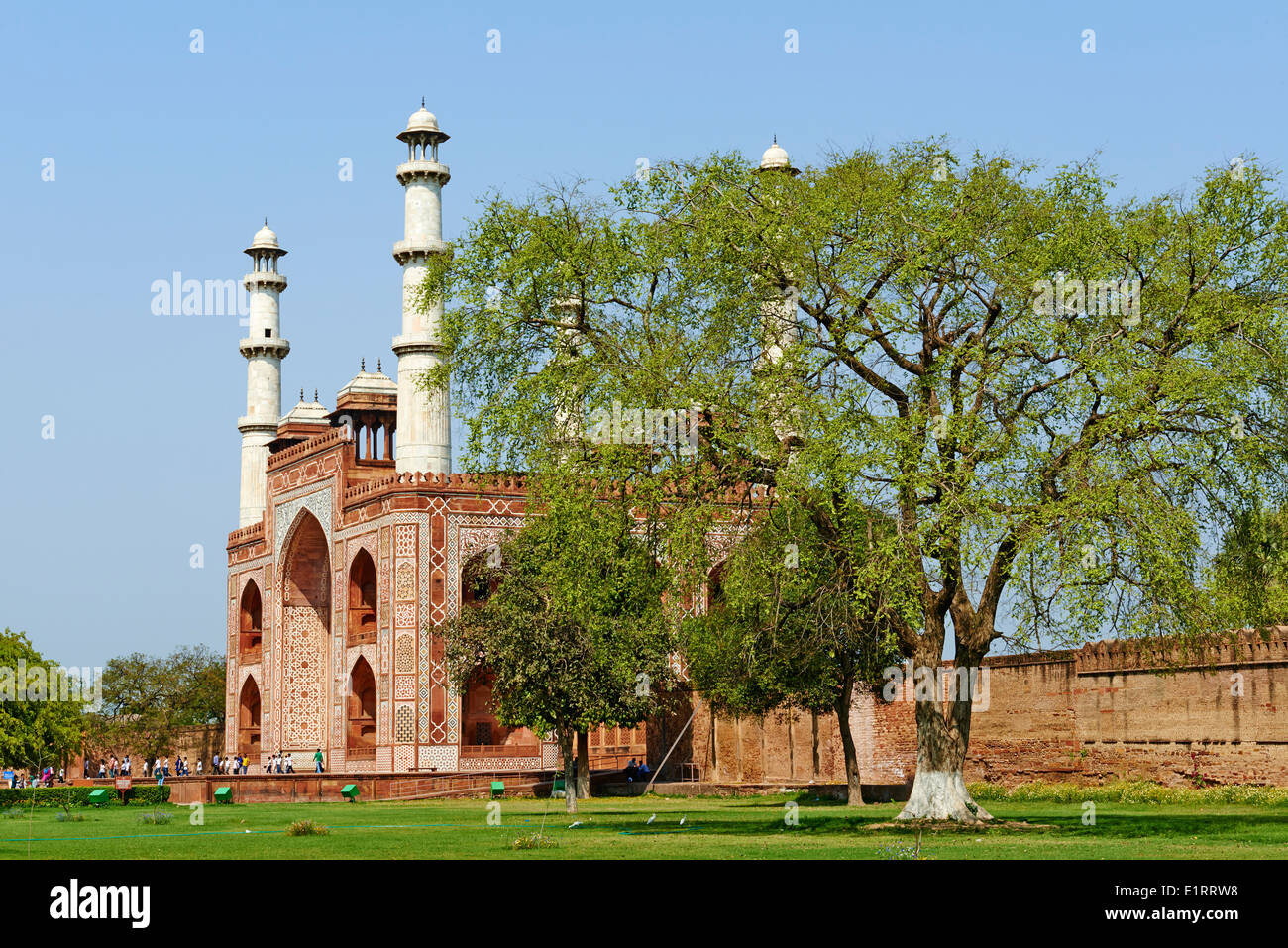 Estado de la India, Uttar Pradesh, cerca de Agra Sikandra, Akbar, el mausoleo del emperador mogol Foto de stock