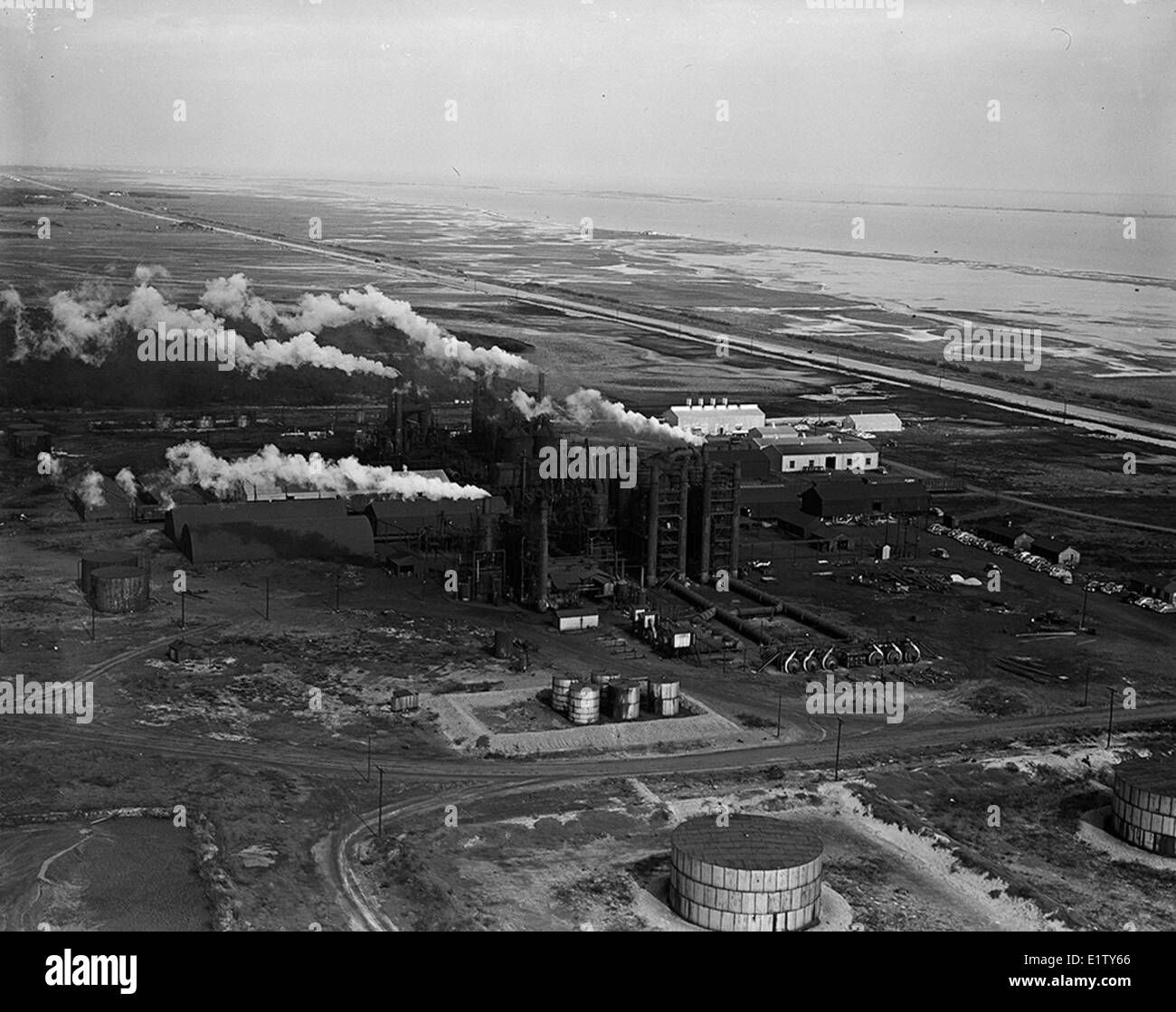[Vista aérea, Aransas Pass Planta, Naciones Carbon Co.] Fotografía de