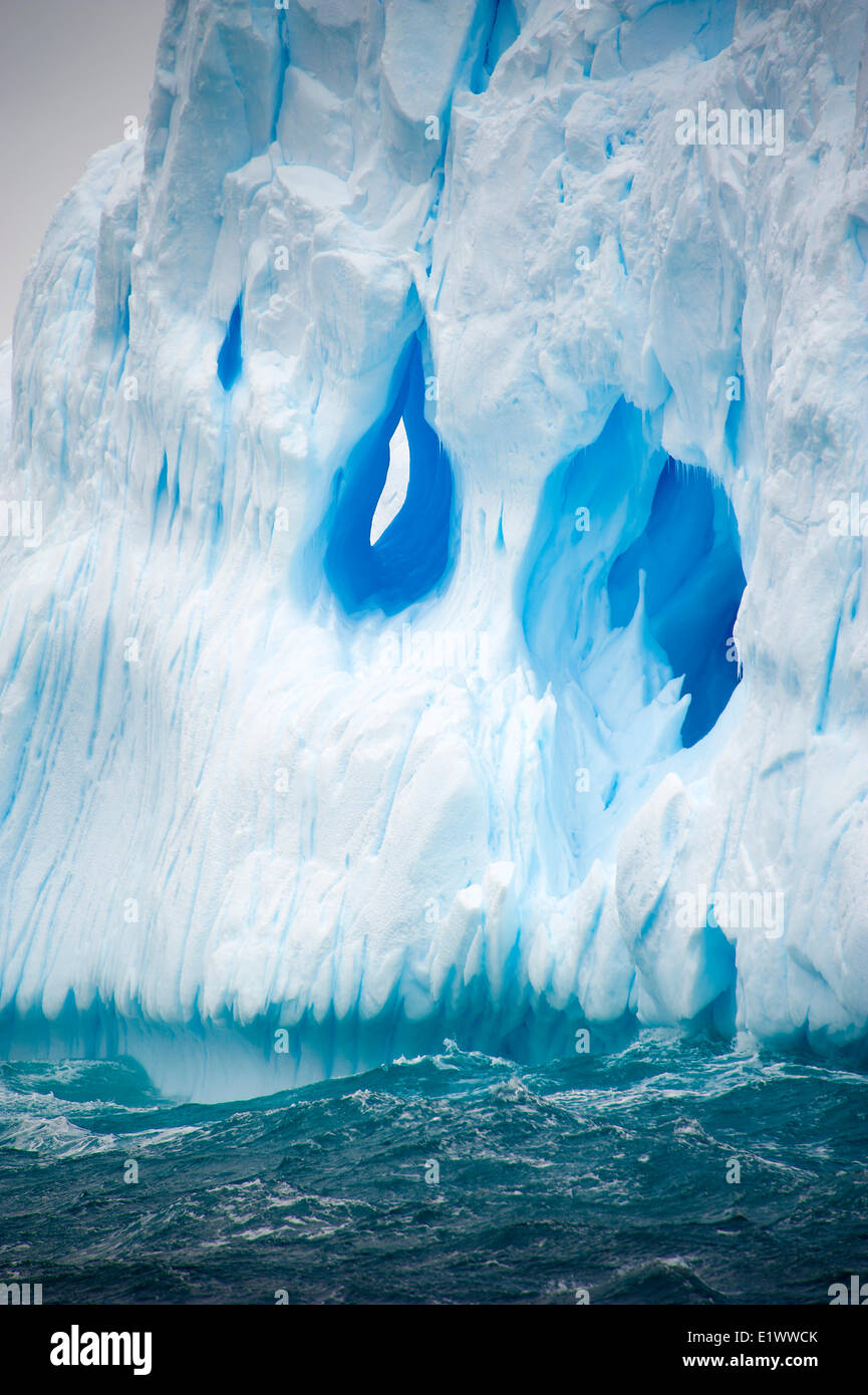 Iceberg antártico, Scotia Mar, la Antártida Foto de stock