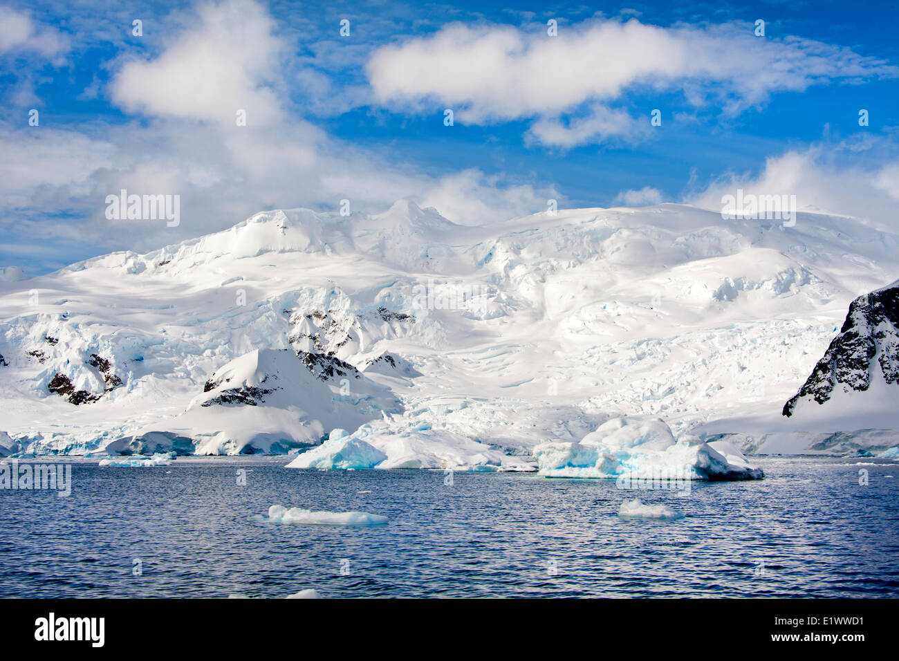 Neko Harbour, Península Antártica. Foto de stock