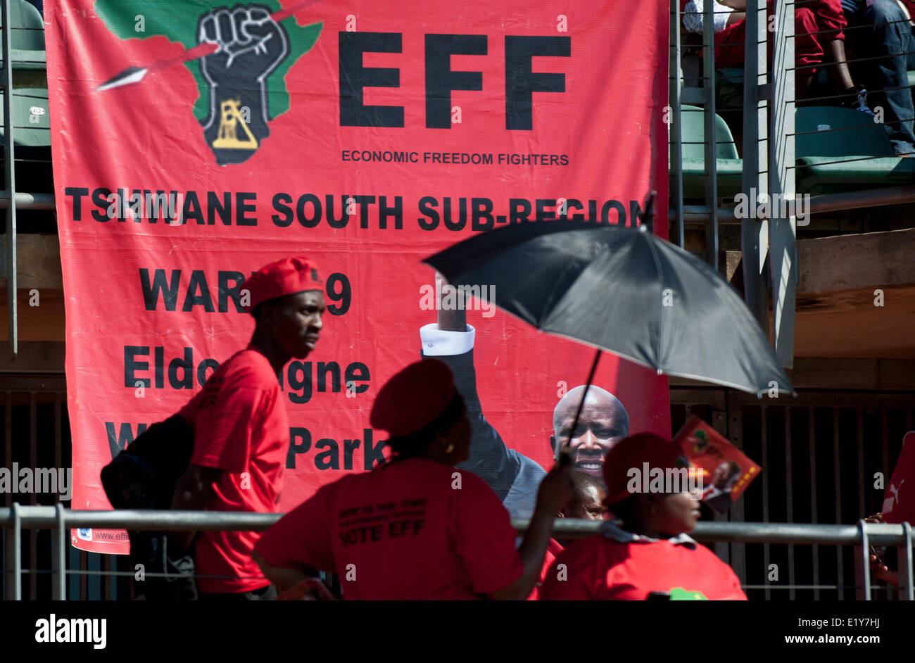 Los partidarios de la EFF en el EFF rally en Moripe stadium, Atteridgeville, Tshwane. Foto de stock