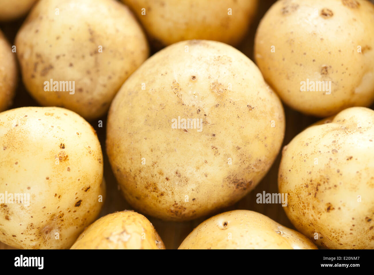 Patatas frescas Foto de stock