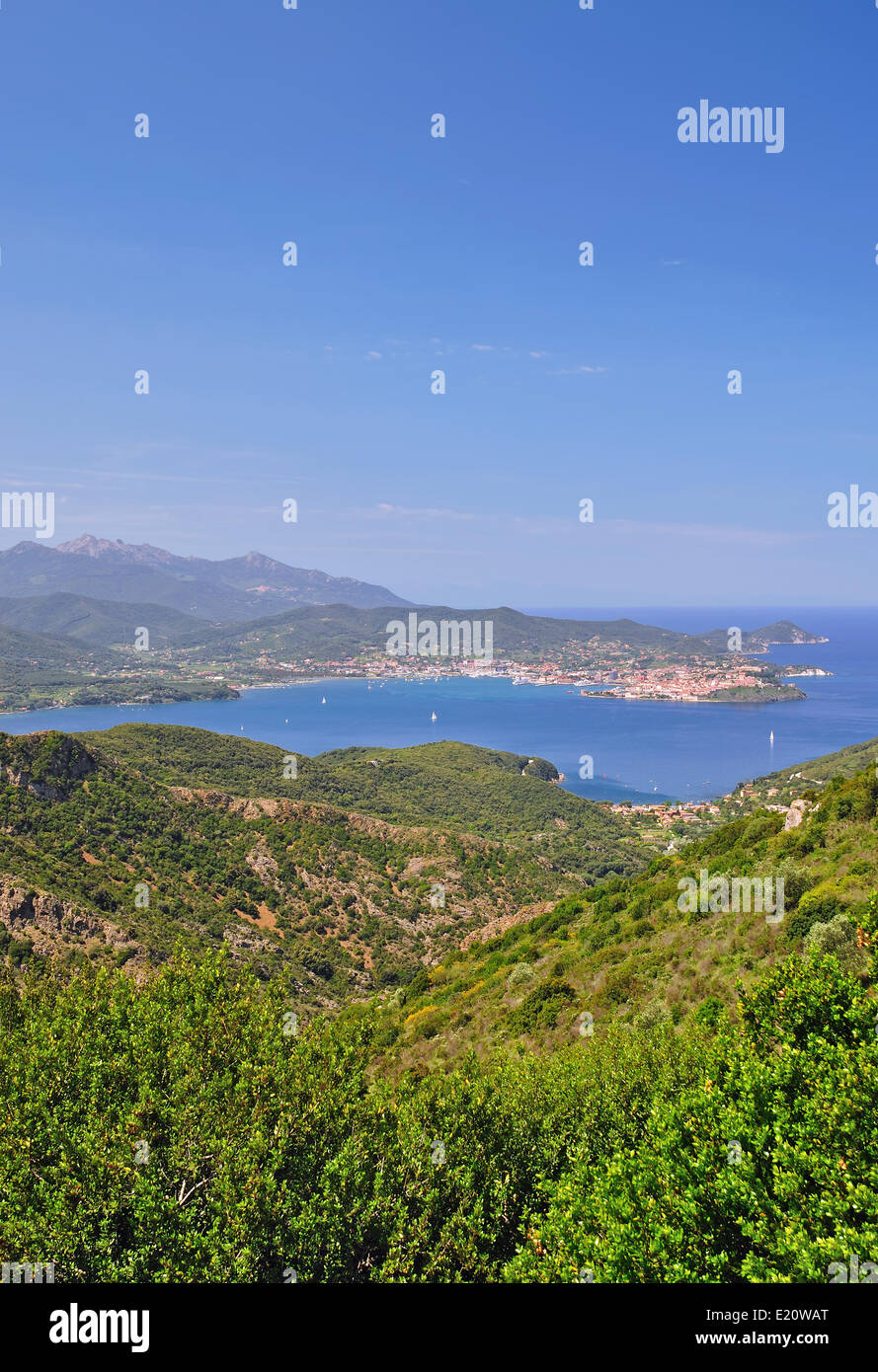 La bahía de Portoferraio en la Isla de Elba Foto de stock