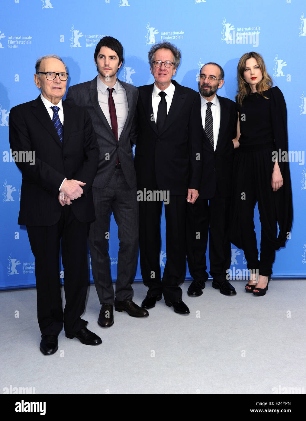 63ª edición del Festival Internacional de Cine de Berlín - La mejor oferta - Photocall Featuring: Giuseppe Tornatore,Geoffrey Rush,Sylvia Hoeks,Jim Sturgess,Ennio Morricone donde: Berlín, Alemania Cuando: 13 Feb 2013 Foto de stock