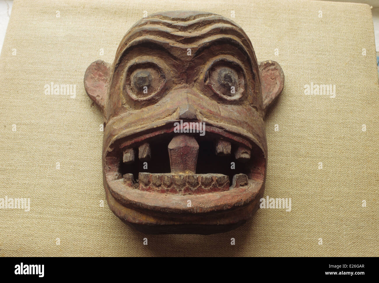 Bhután,máscara de madera del siglo xix, colección privada. Foto de stock