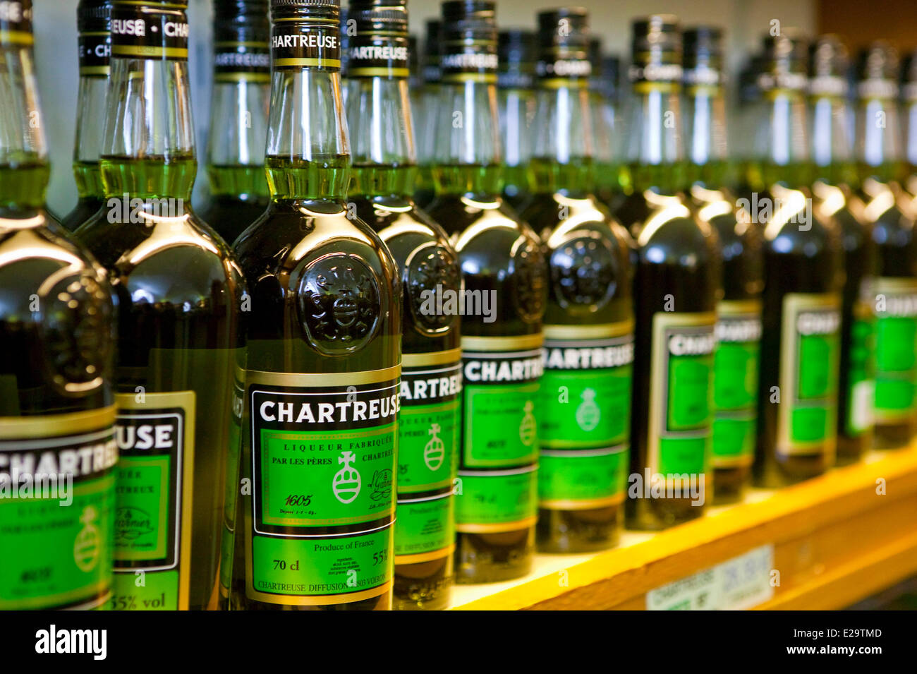 Francia, Isere, Voiron Chartreuse licor, las bodegas de la Chartreuse Foto de stock