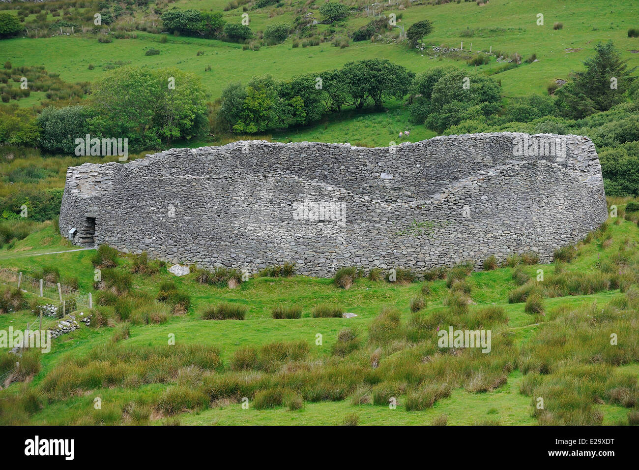 Irlanda, en el condado de Kerry, el anillo de Kerry, Sneem alrededores, Piedra de Staigue fort Foto de stock