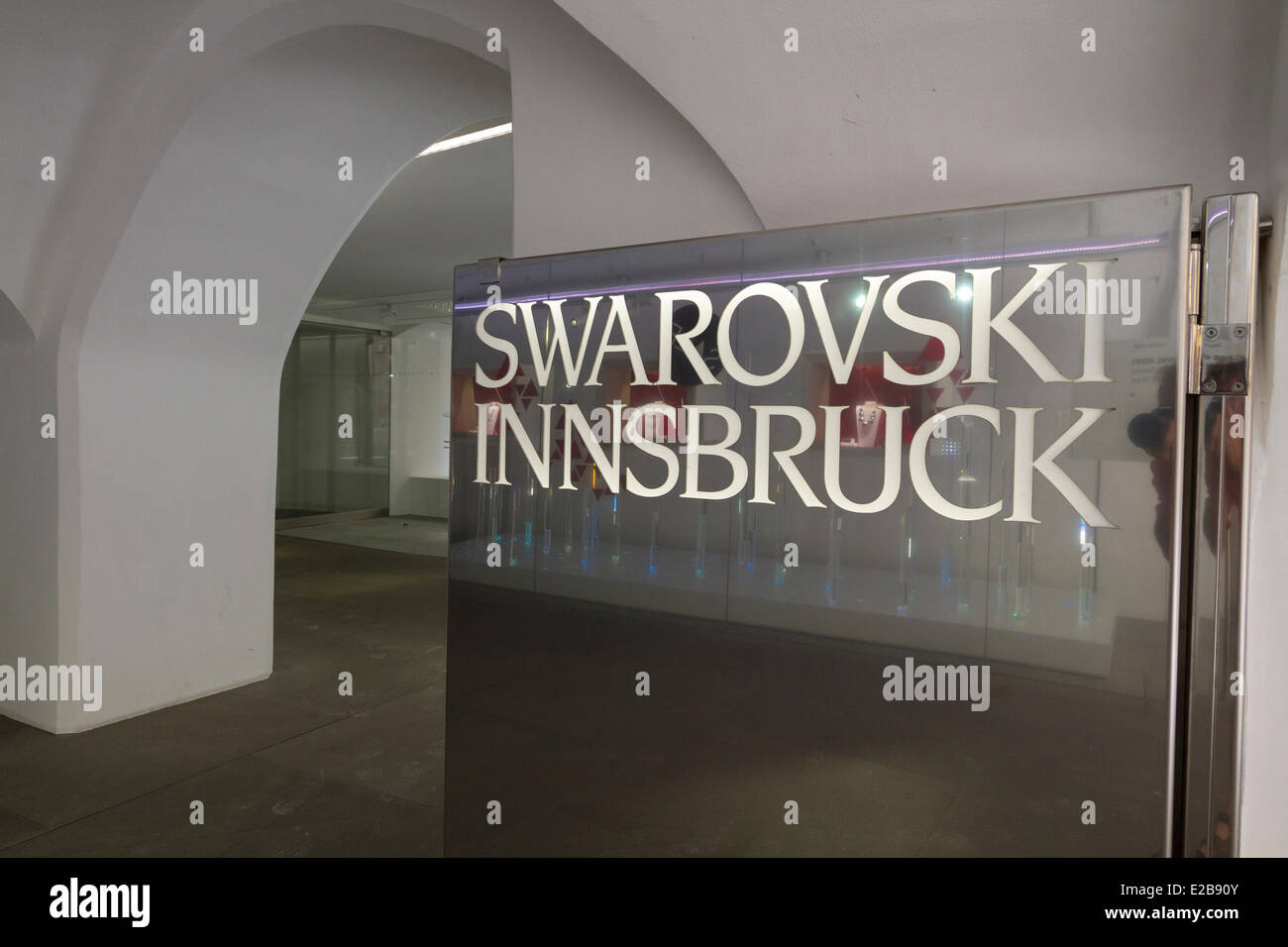 Tienda de swarovski innsbruck fotografías e imágenes de alta resolución -  Alamy